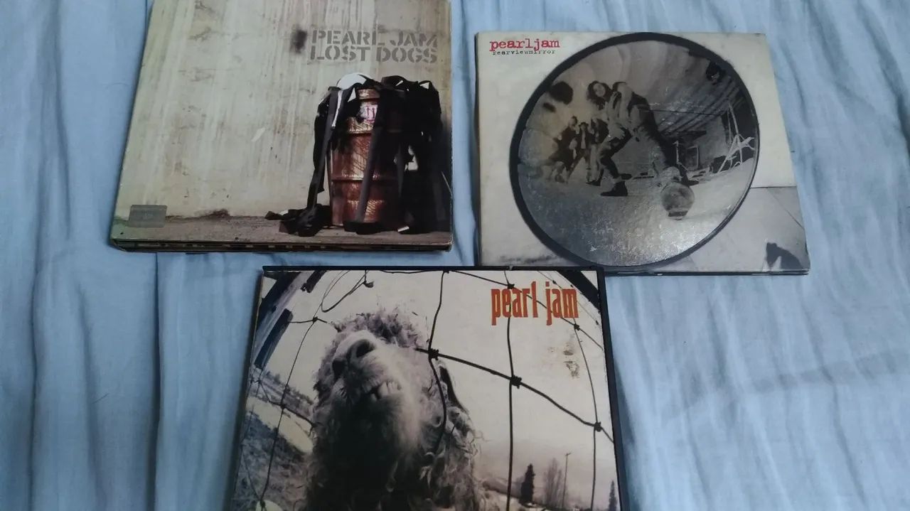 Pearl Jam - Lost Dogs, versus e Rearviewmirror 