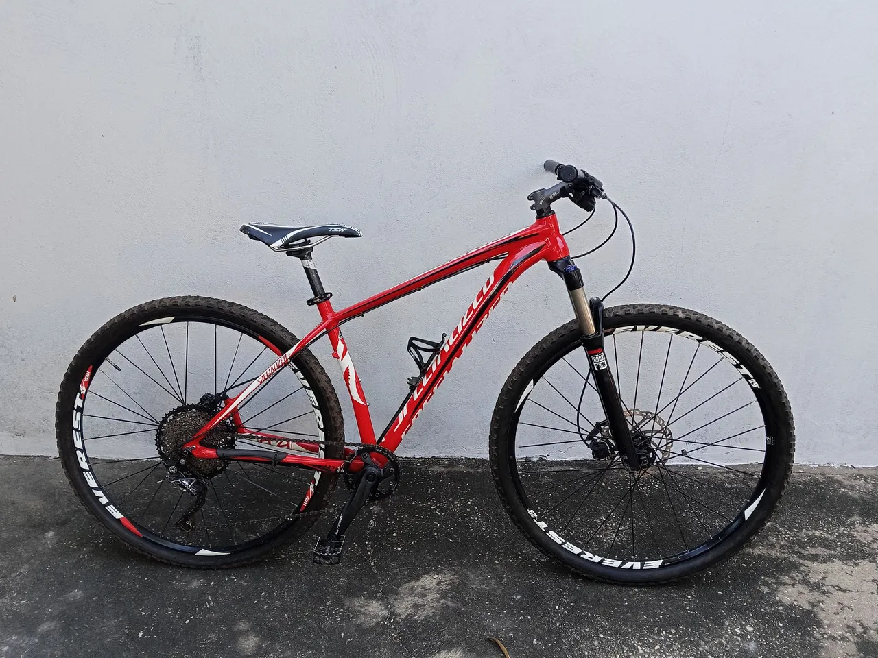 Bike Specialized carbono Aro 29