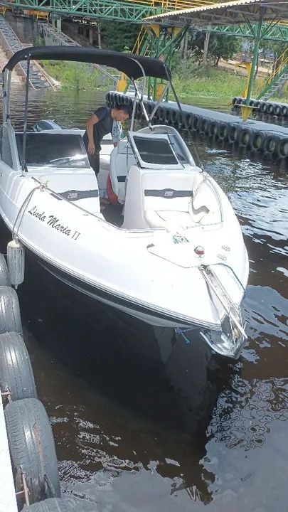 Lancha Linda Maria II 