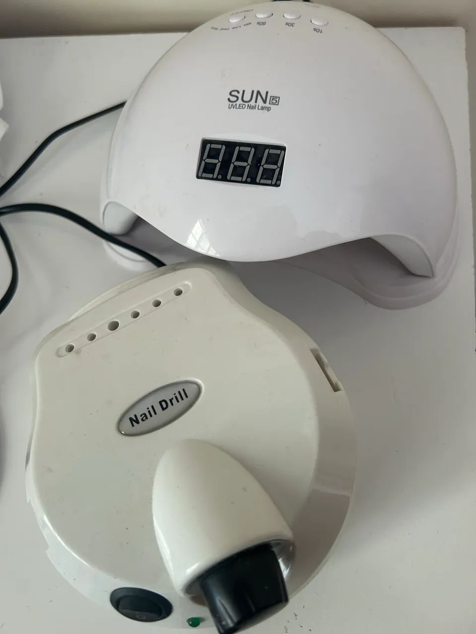 Cabine e motor de unha 