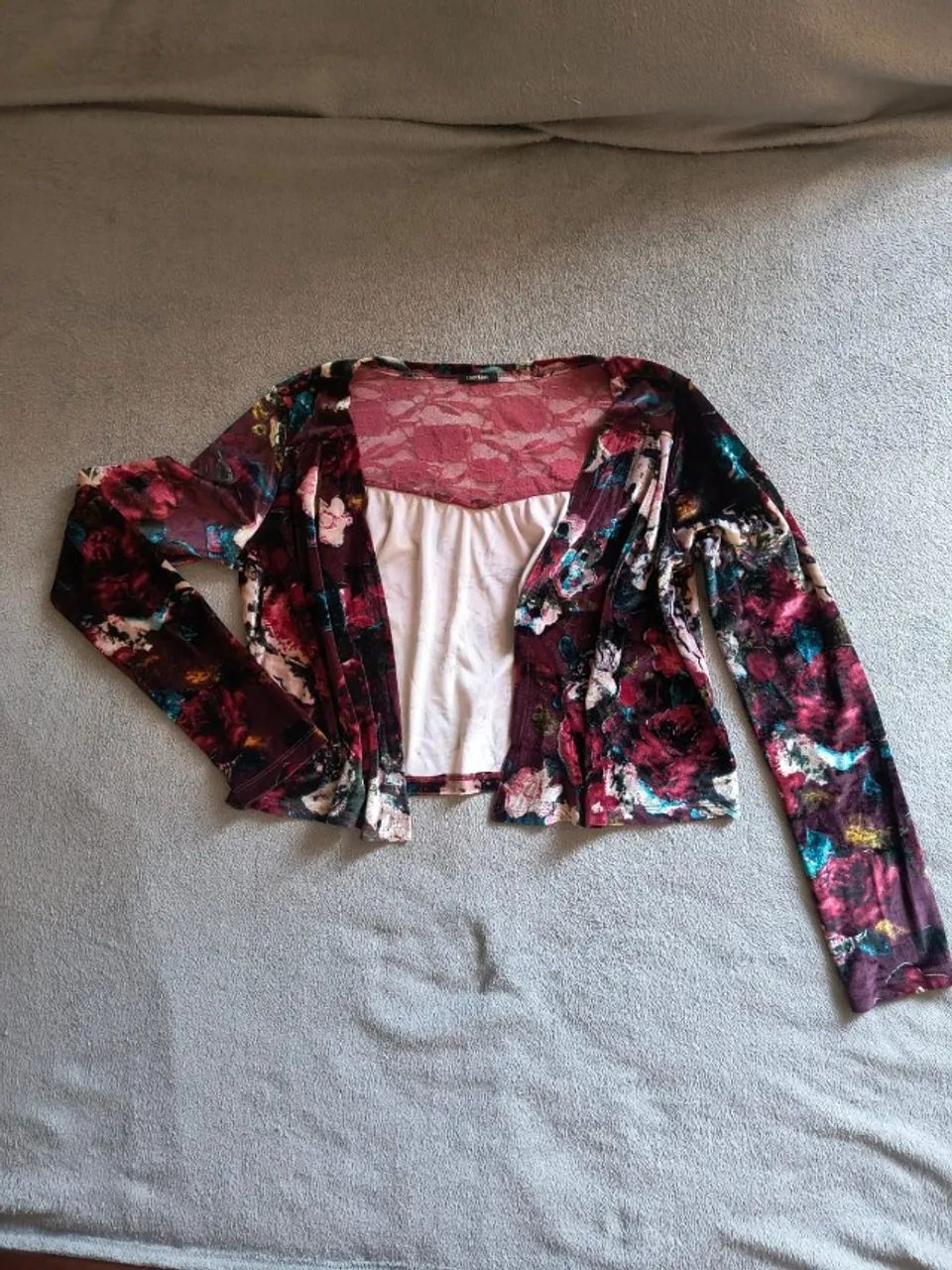 BAÚ DE ROUPAS USADAS TAMANHO M - Foto 2