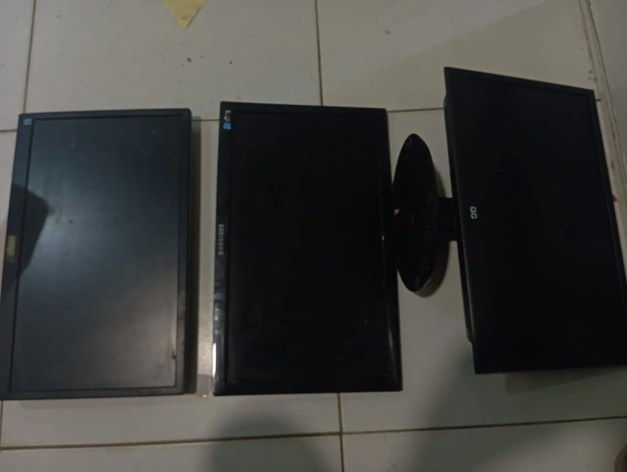 Monitores para retirada de peças 