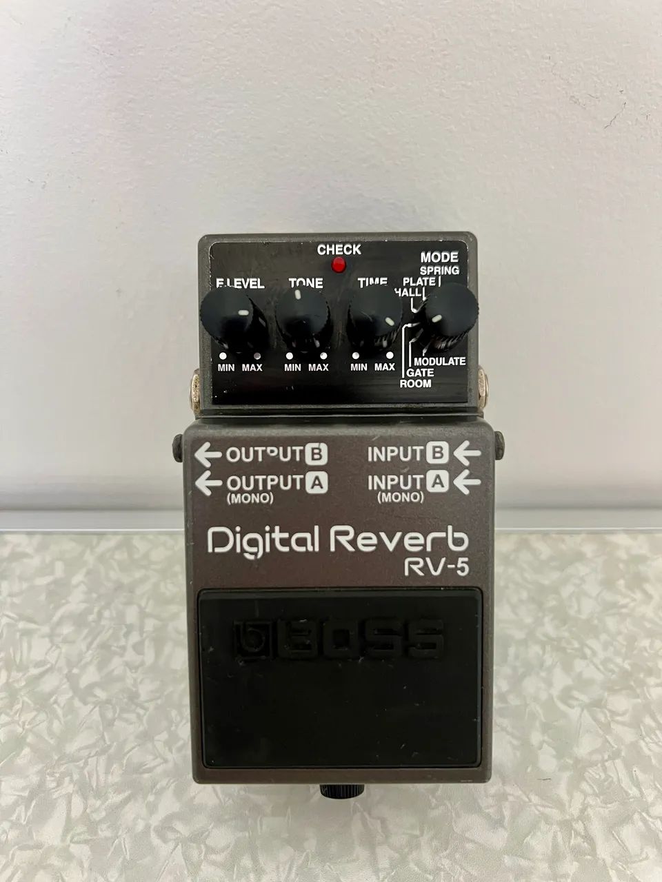 Pedal de guitarra Boss Digital Reverb RV-5 - Instrumentos musicais
