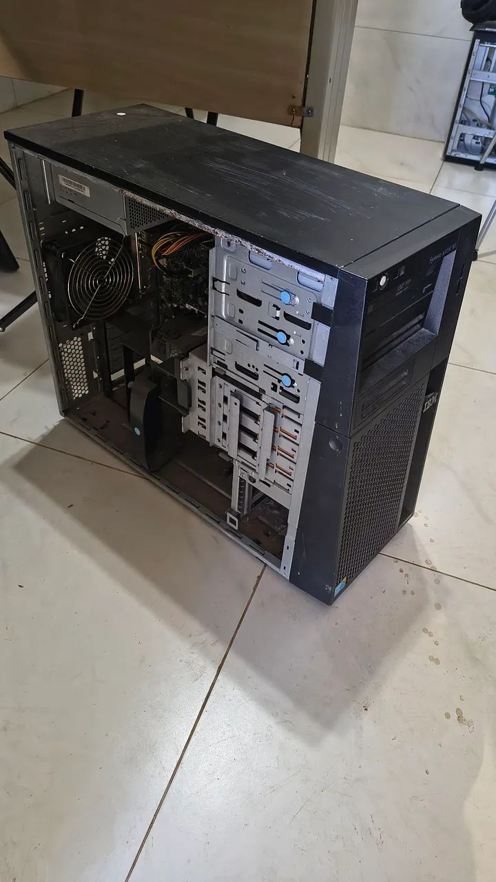 Servidor IBM 8gb de Ram 320 HD SAS  - Foto 2