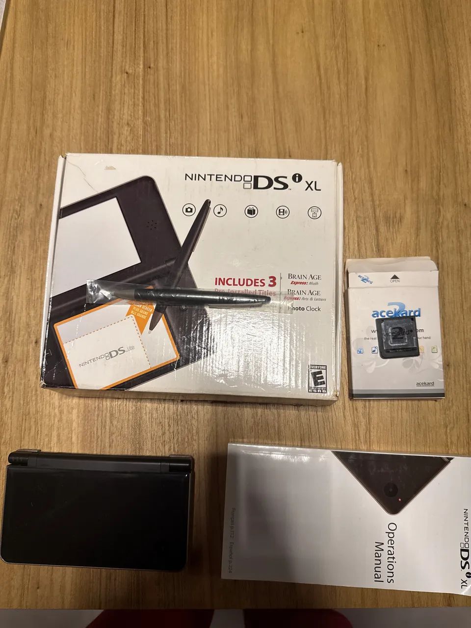 Nintendo DS XL - CIB. Serial batendo. - Foto 2