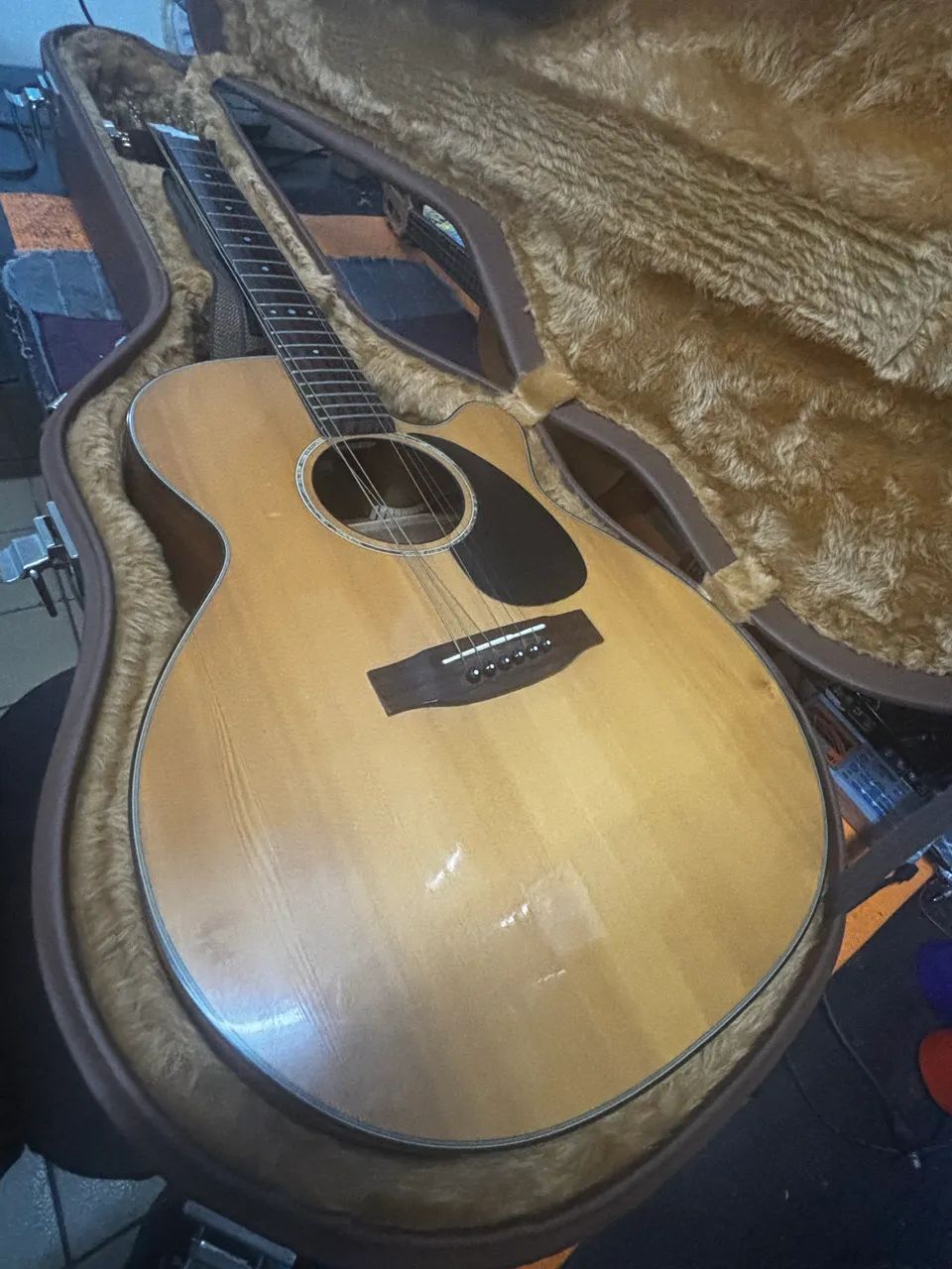 Violão Takamine com case rígido - Foto 4