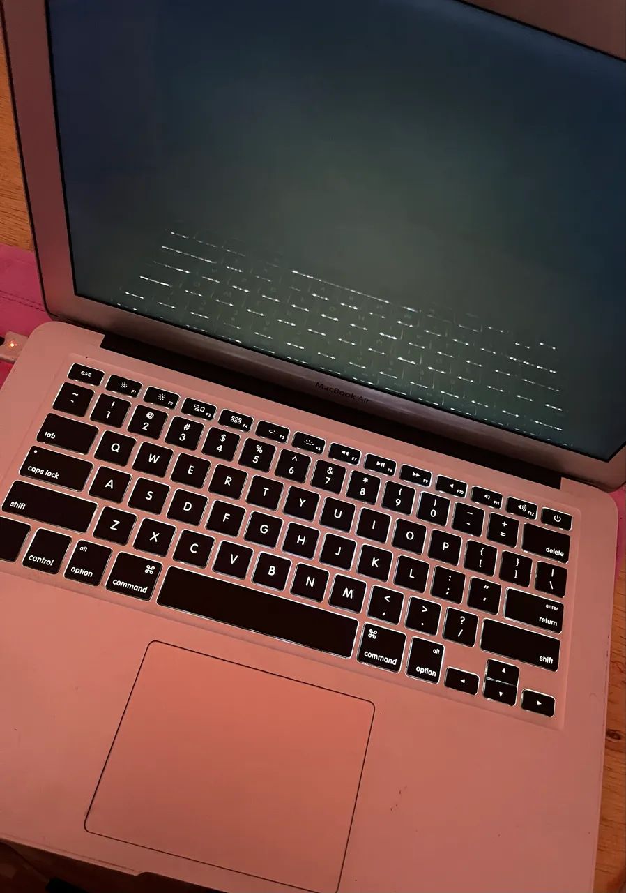 MacBook Air 13 polegadas (Mid 2012), em bom estado de funcionamento. - Foto 4