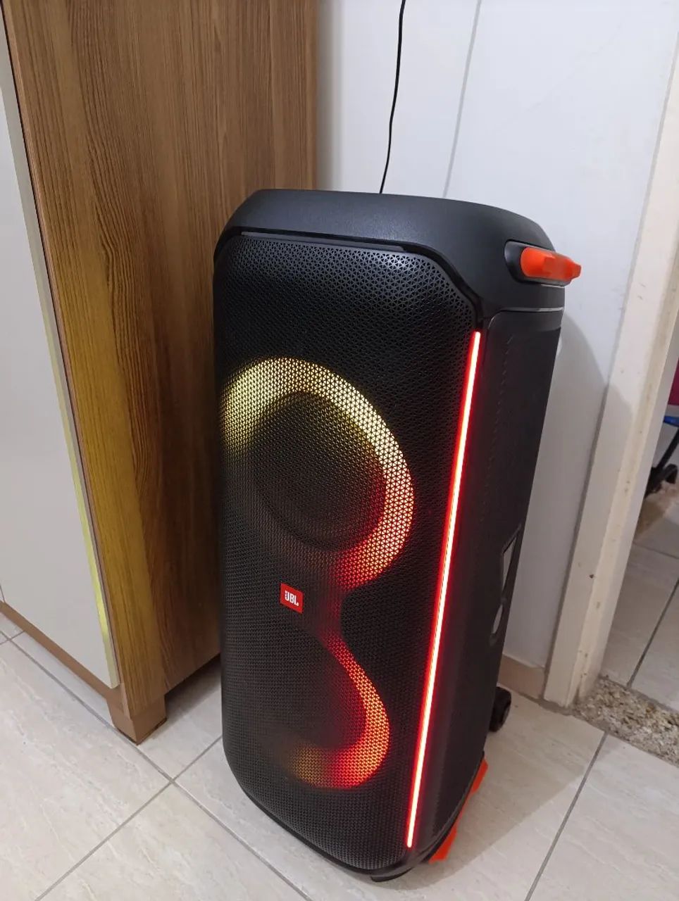 Caixa de som JBL PARTYBOX 710 - Foto 2