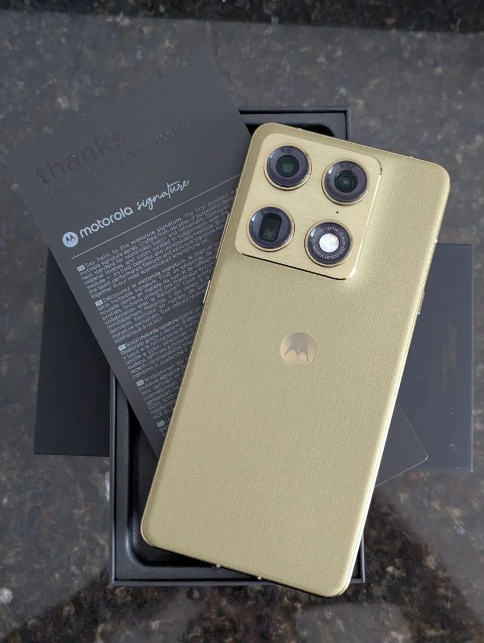 Motorola Signature 