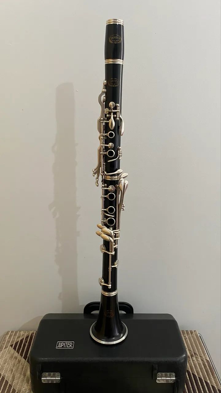 Clarinete Jupiter JCL-731 Madeira - Instrumentos musicais - Nova