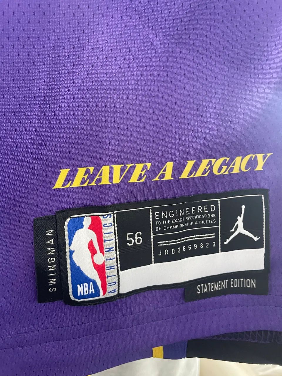 Camisa Lakers 77 Luka Xxl  - Foto 2