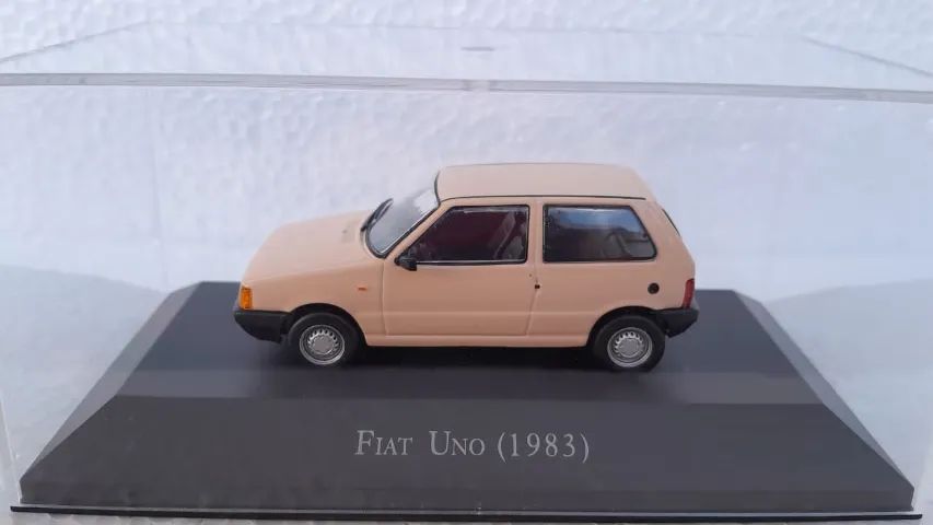Miniatura Fiat Uno (1983) - Foto 2