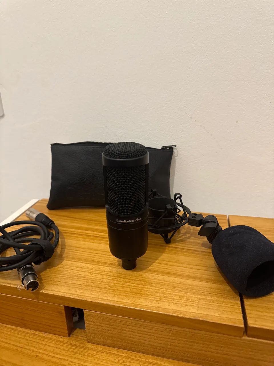 Microfone audio technica at2020 