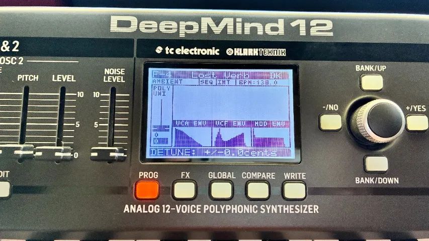 Behringer Deepmind 12 - estado de zero