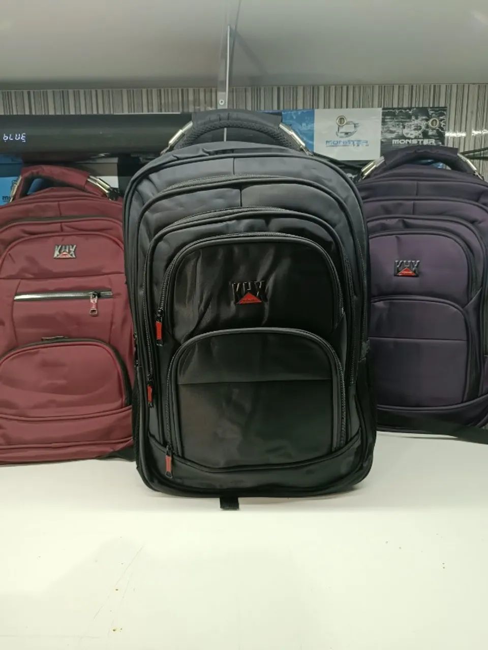 Mochila Multiuso Reforçada Impermeável Premium com Trava e Senha