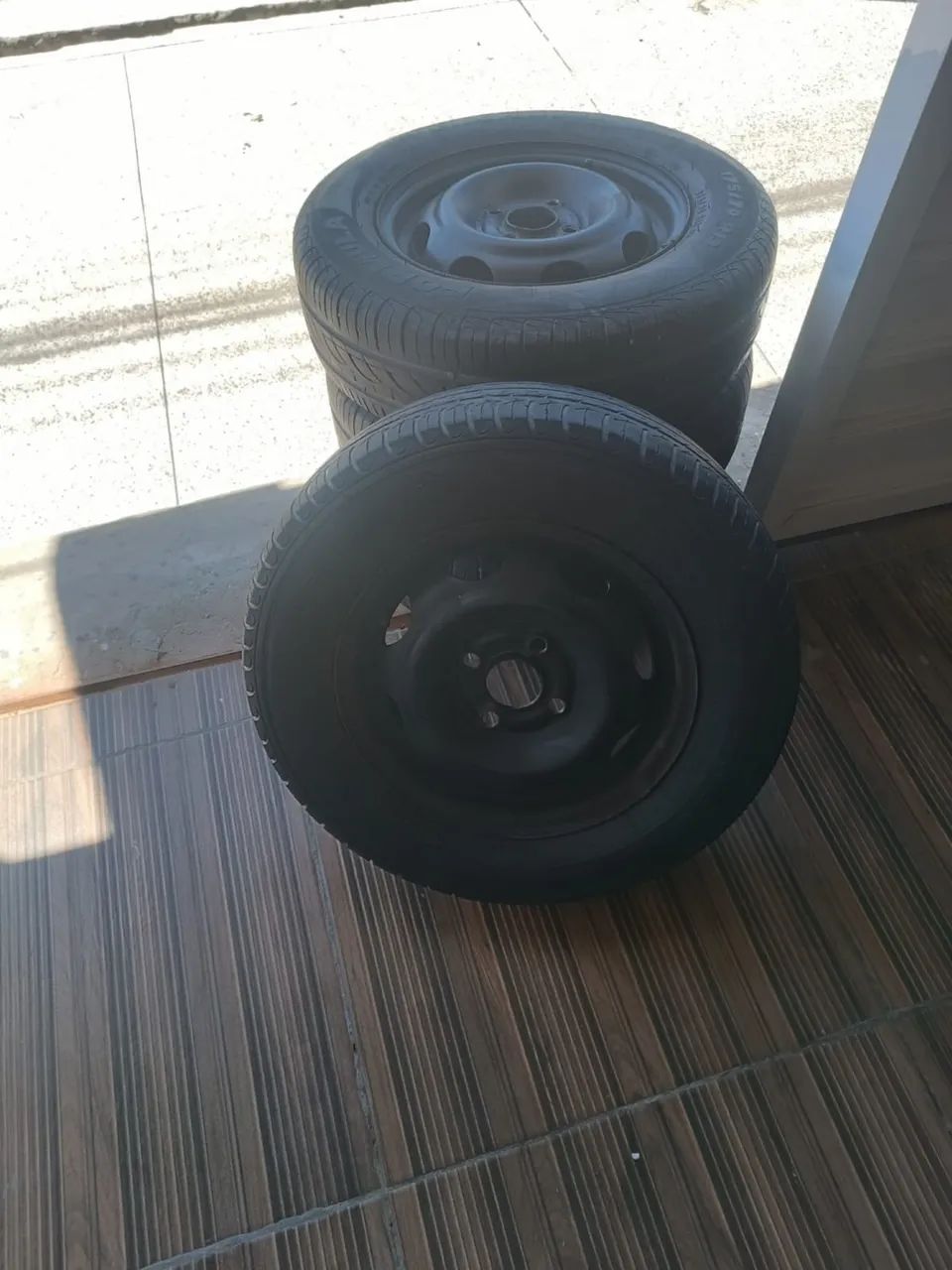 Pneus aro13 - Foto 2
