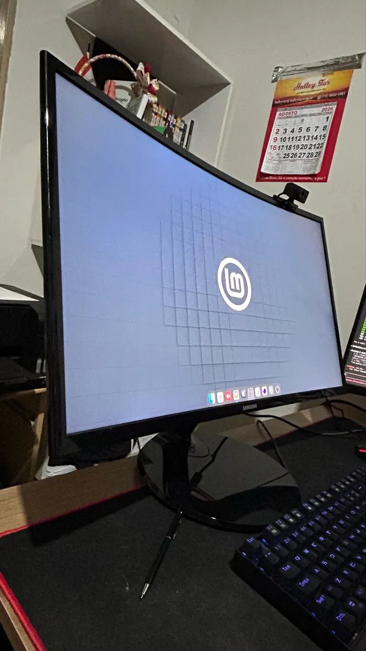 Monitor Samsung 27" Curvo