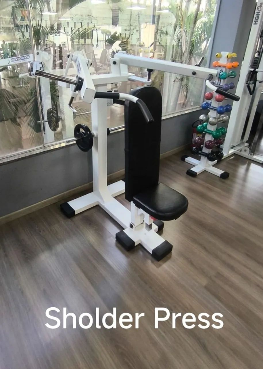 SHOULDER PRESS