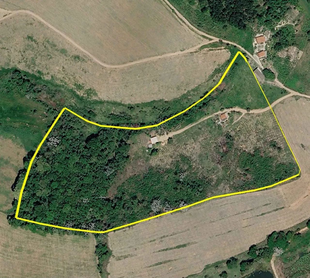 Vendo um TERRENAÇO 3.000m2 - Foto 2