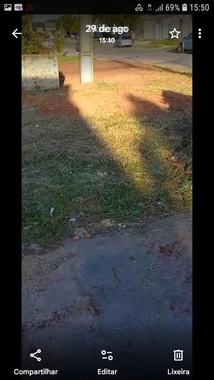 VENDO UM TERRENO DE ESQUINA.  - Foto 2
