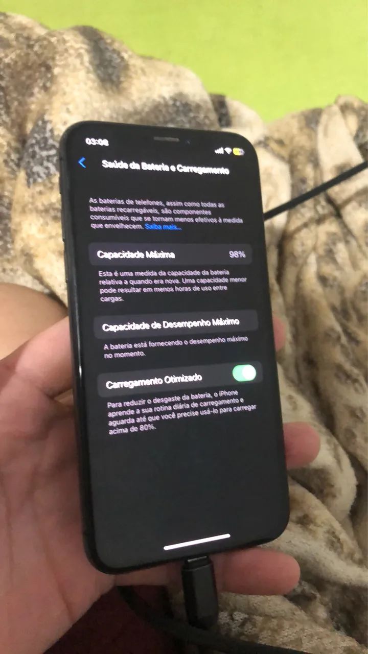 Vende-se iPhone X todo original 