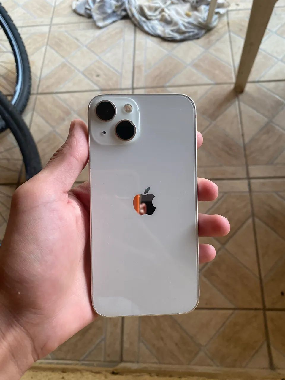 Vendo iPhone 13 128gb tudo funcionando 