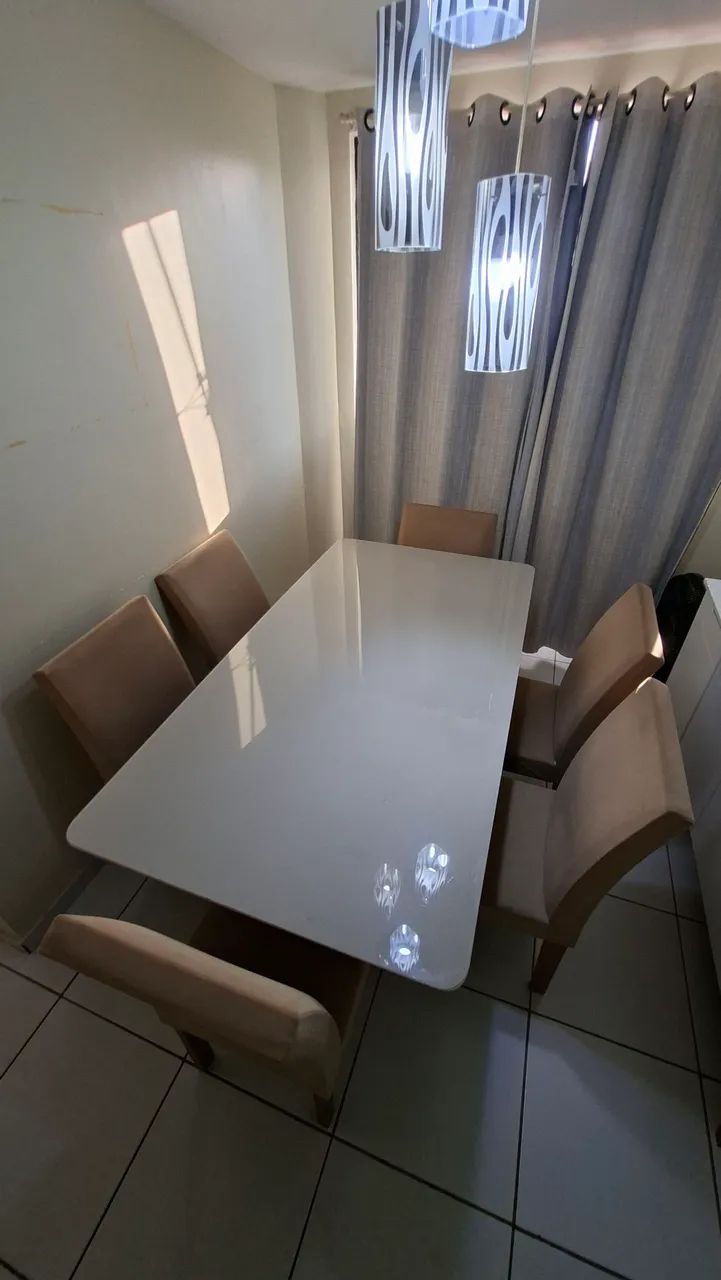 MESA DE JANTAR 6 LUGARES