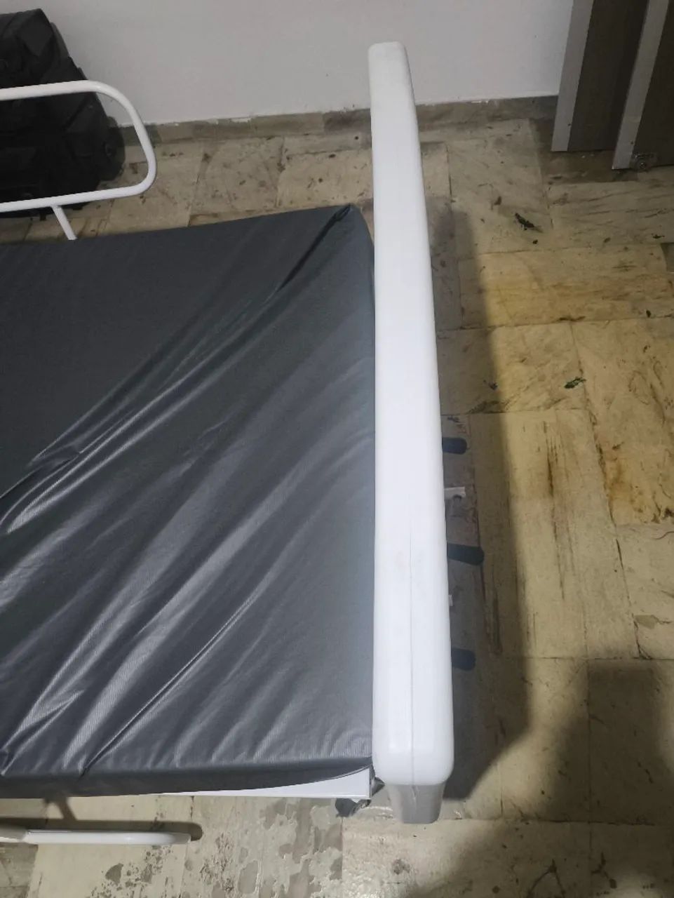 Cama Hospitalar 2 meses de uso - Foto 4
