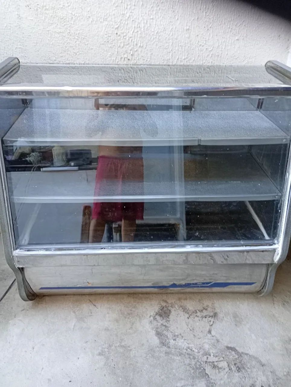Vende se balcão refrigerado 