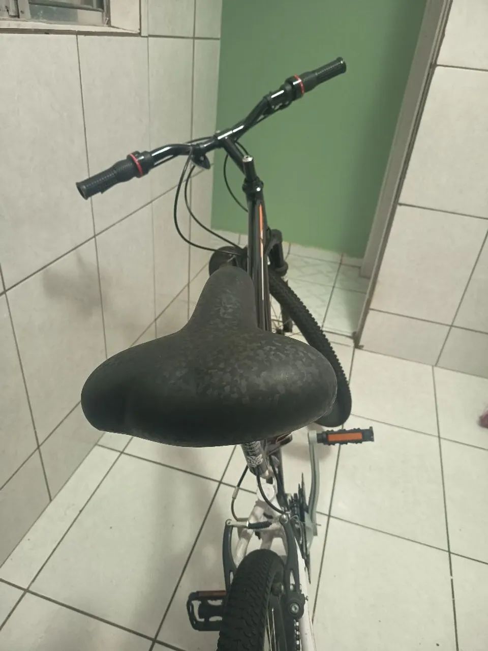 Bicicleta semi nova!!! Linda!! - Foto 3