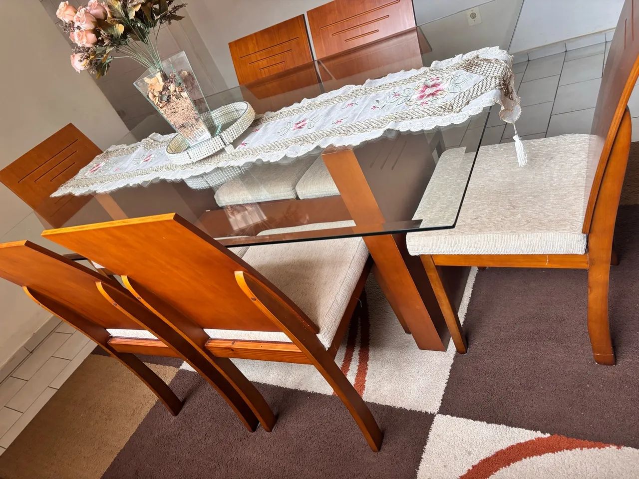 Mesa de jantar com 6 cadeiras  - Foto 2