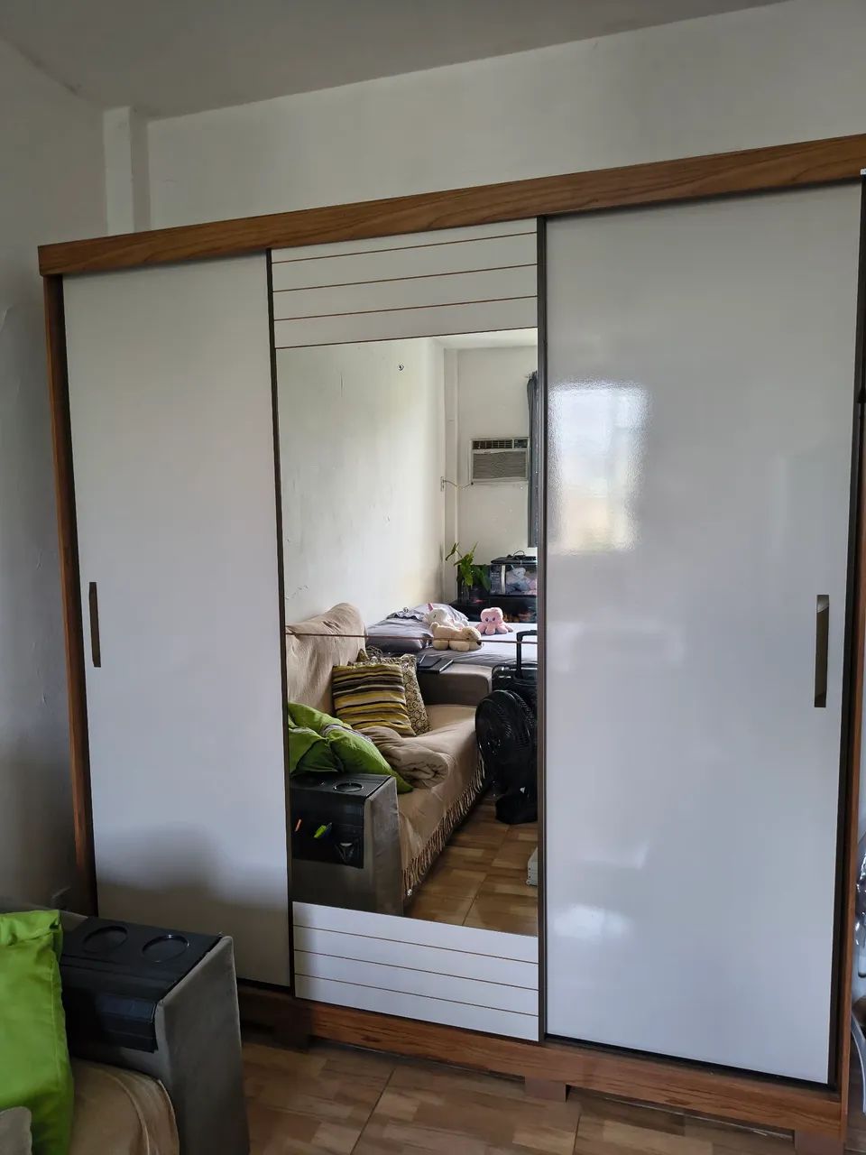 Guarda-Roupa Panan Búzios 3 Portas de Correr com Espelho