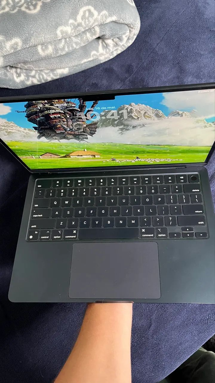 MacBook Air M2 Apple (8GB RAM / 256GB SSD) - Cinza Espacial
