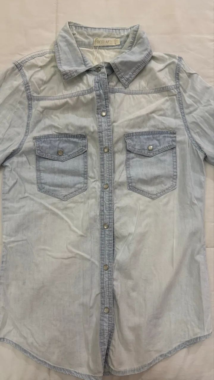 Camiseta Jeans P/M | Semi Nova - Foto 3