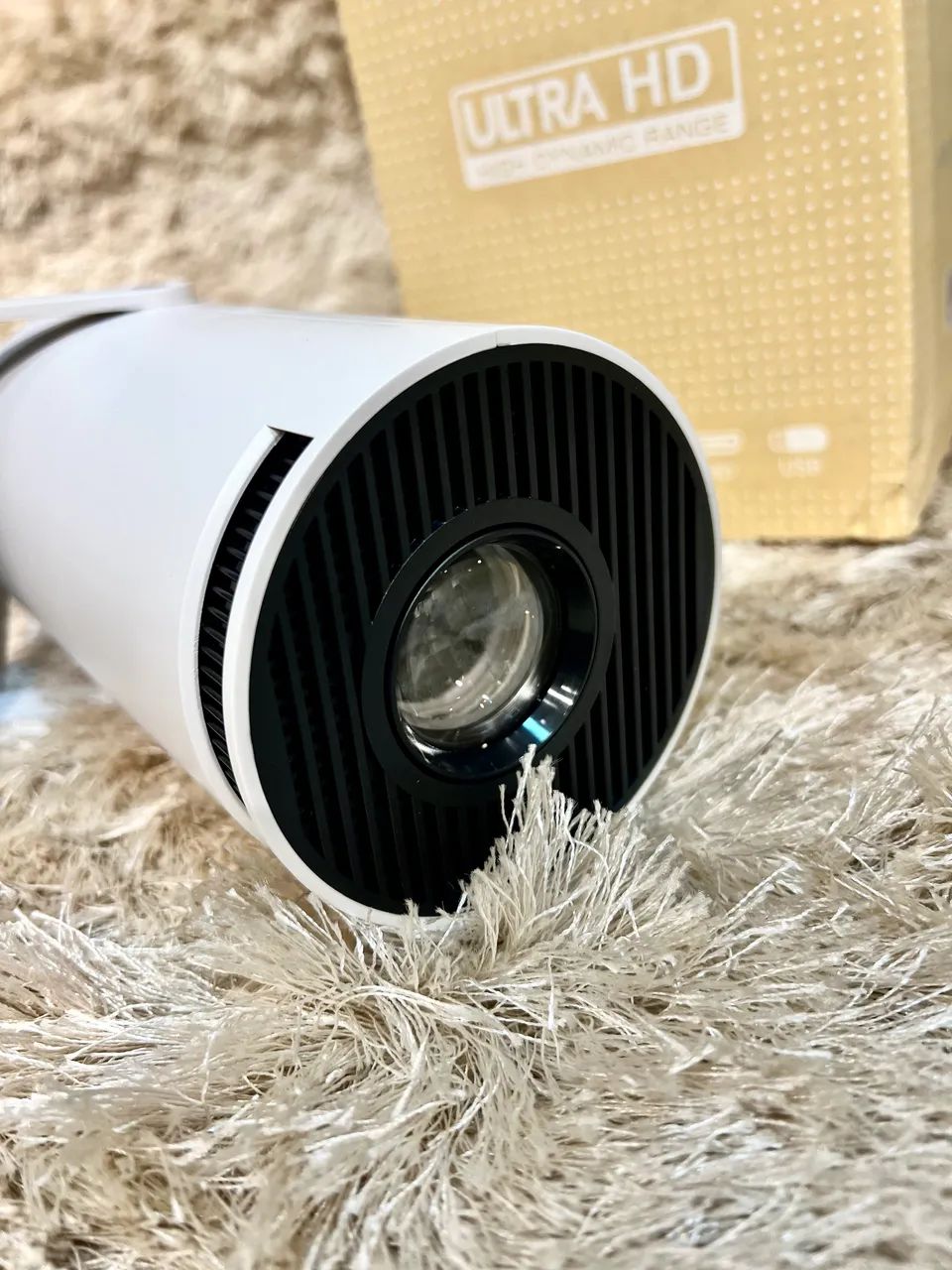 Projetor 4K HY300 - Experiência de cinema em casa - Foto 2
