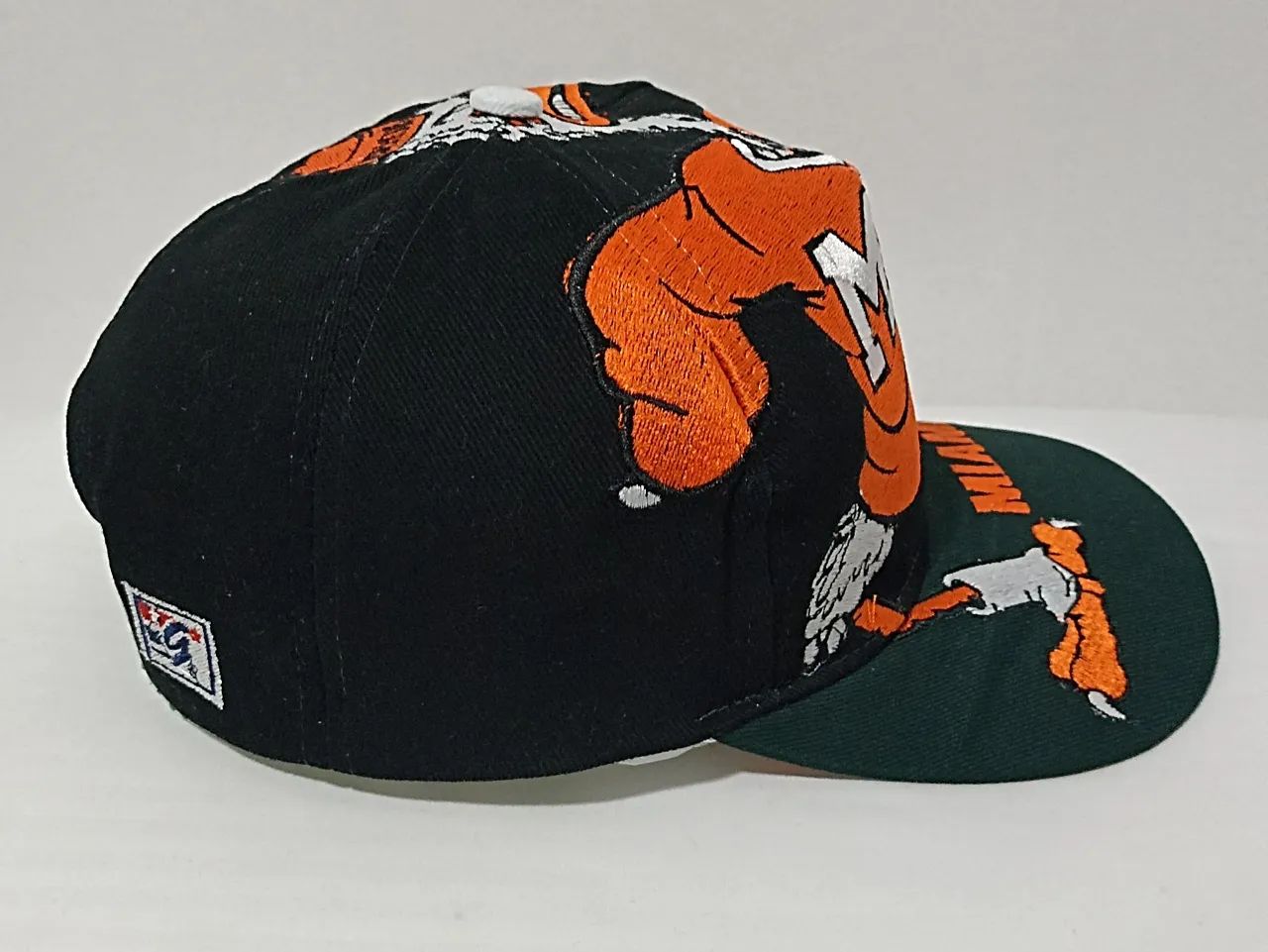 Bon é Miami Hurricanes Big Logo  - Foto 2