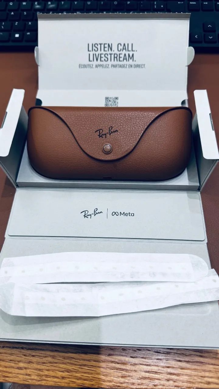 ? Ray-Ban Meta Wayfarer -  Smart Glasses