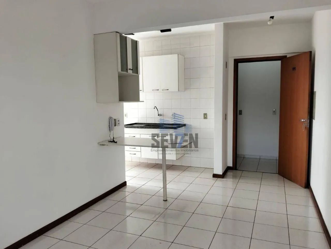 Apartamento com 1 Quarto no Edifício Torremolinos em Bauru - Foto 4