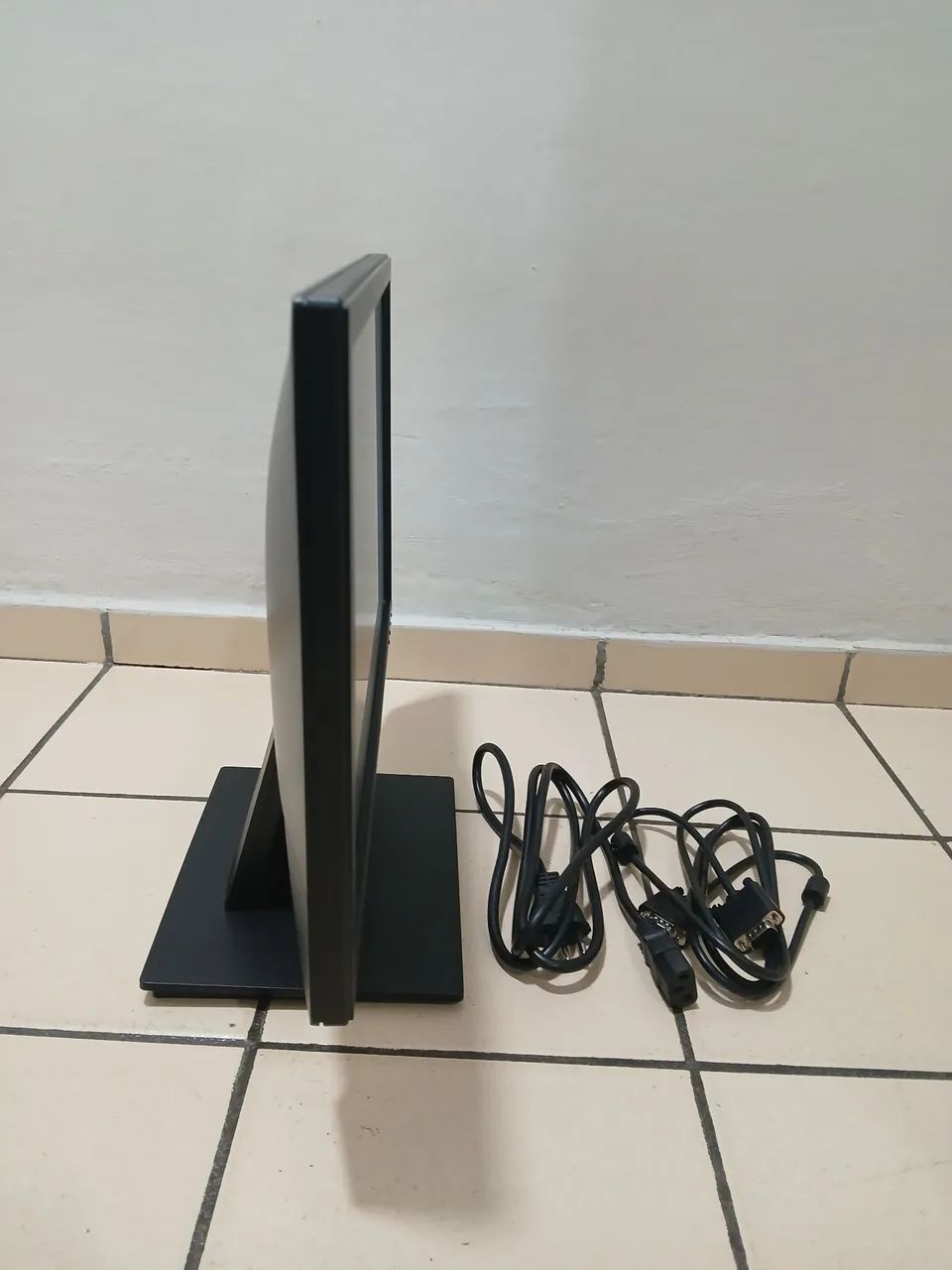MONITOR DELL 19 POLEGADAS  - Foto 3