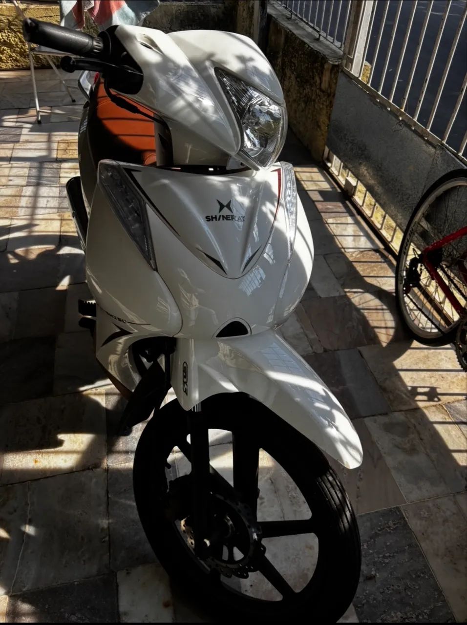 Moto financiada - Foto 4