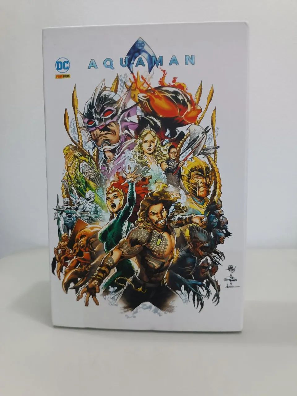Box Aquaman