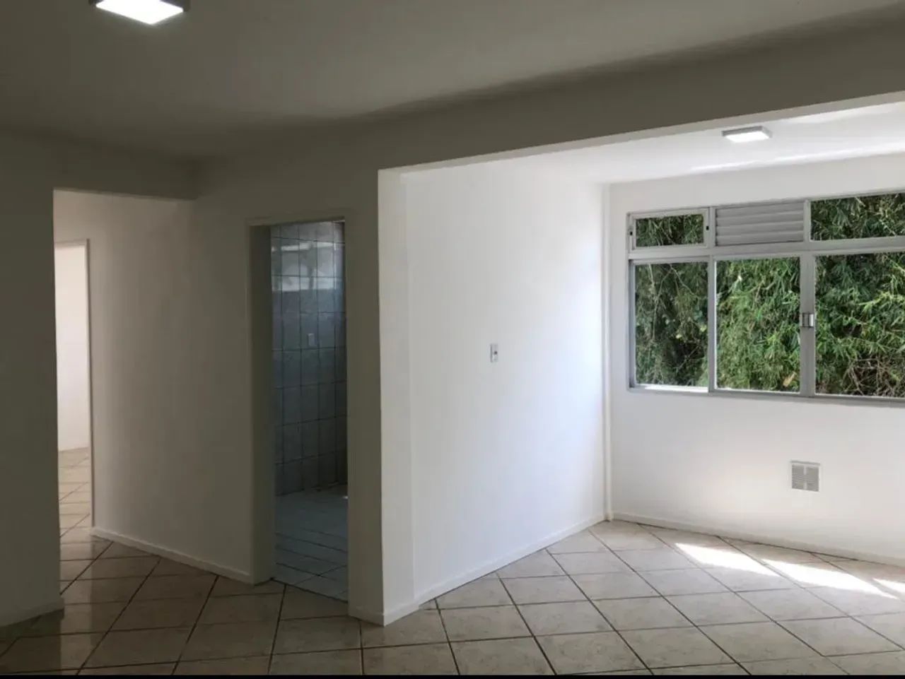 Imóvel para venda possui 57 metros quadrados com 2 quartos em Coqueiros - Florianópolis -  - Foto 4