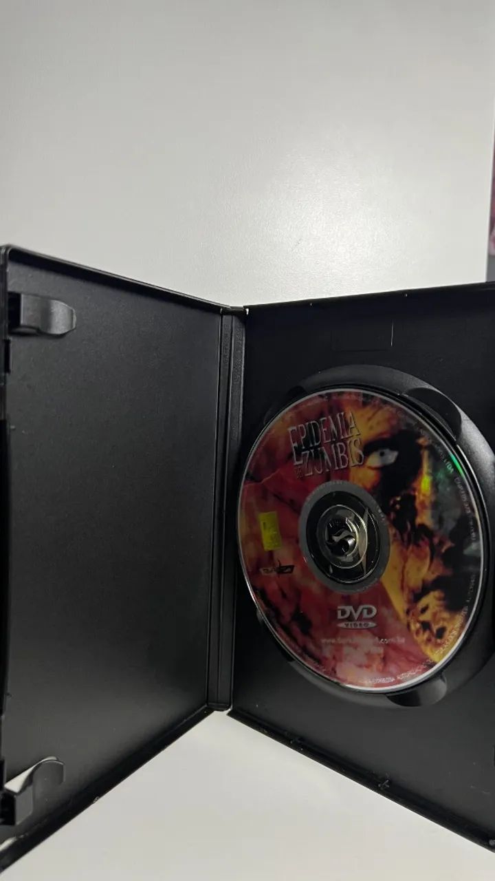 DVD - Epidemia de Zumbis - Foto 2