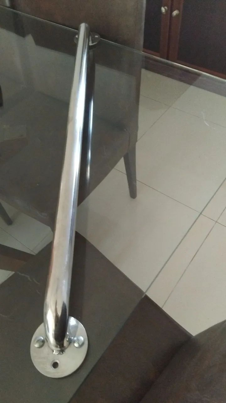 Barra de ferro inox para apoio 89 centímetros 
