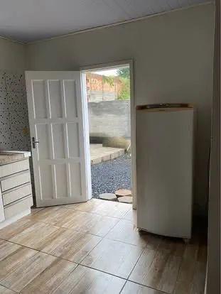 Aluga-se kitnet, 1 quarto 1 banheiro em Vila Zuleima Criciúma  - Foto 2