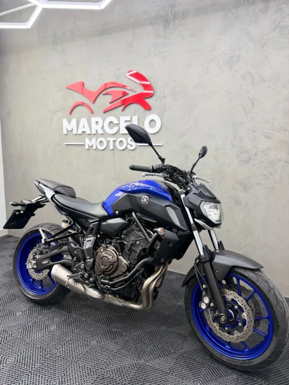 YAMAHA MT-07 2022 - Foto 2