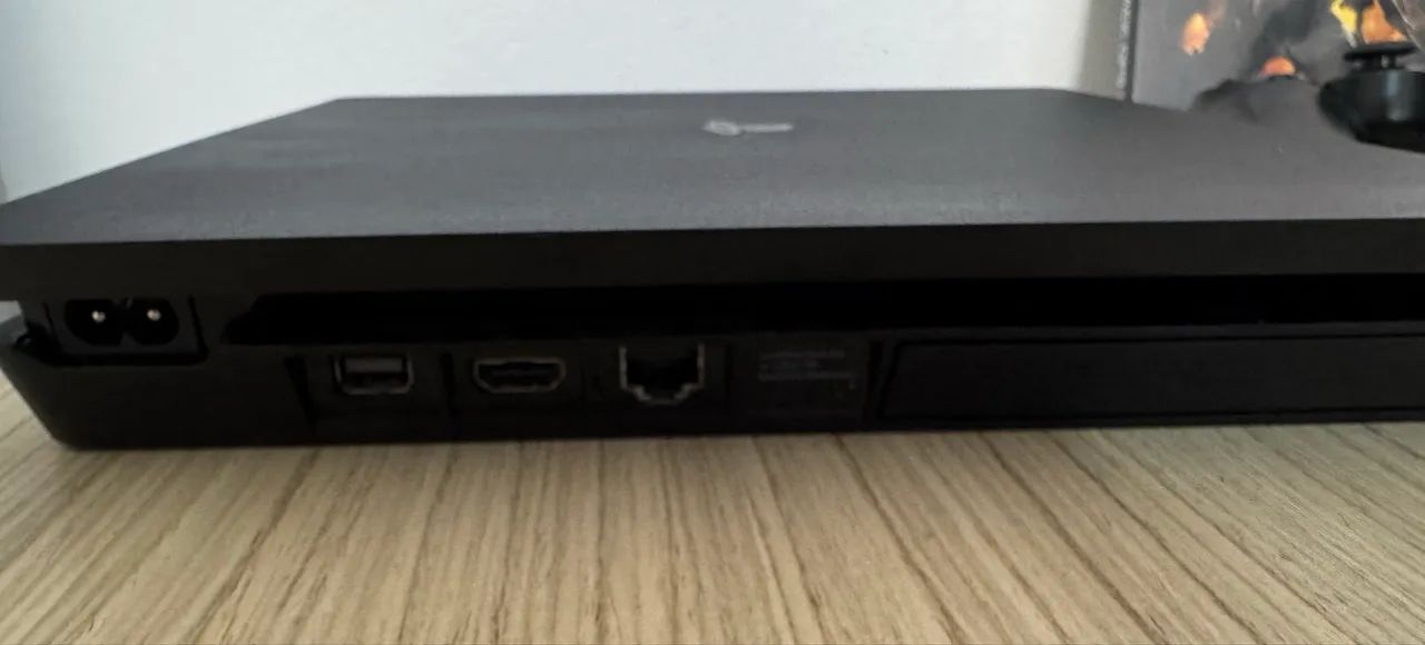 PlayStation 4 slim - Foto 2