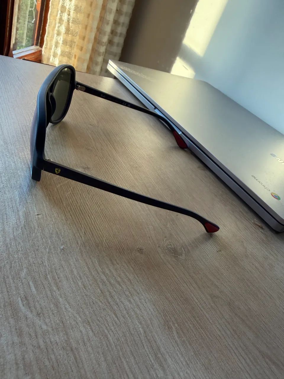 Óculos Ray-ban Ferrari - original  - Foto 2