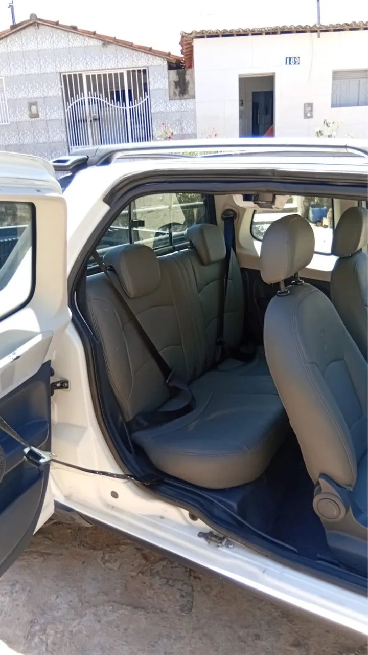 Fiat Strada Working 1.4 MPI Fire Flex 8V CD 2014 - Foto 5