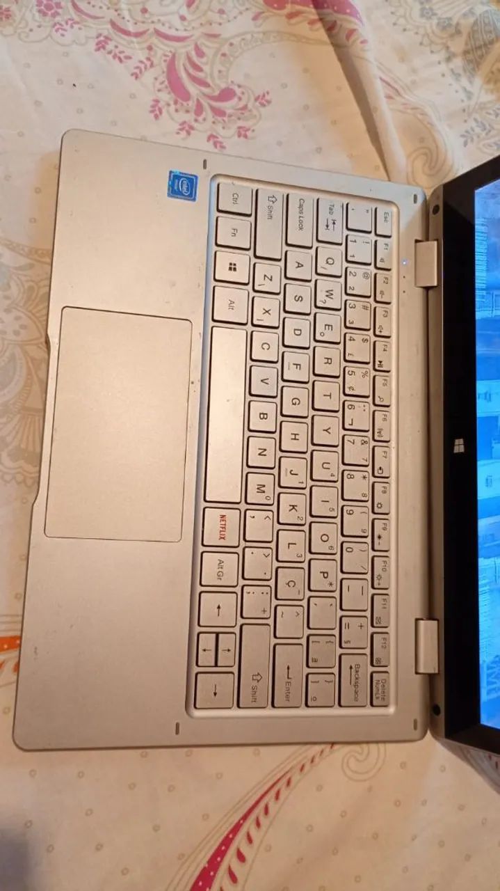 Vendo notebook Multilaser touch vira tablet  - Foto 2